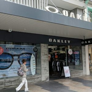 oakley store melbourne