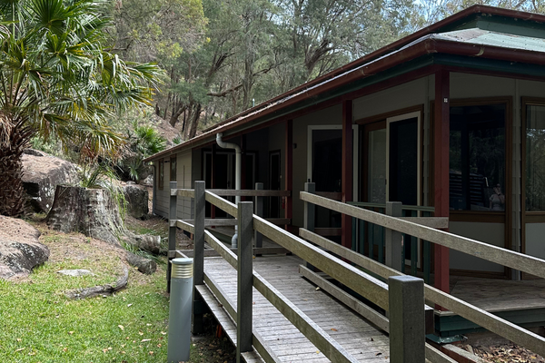  Currawong Beach Cottages