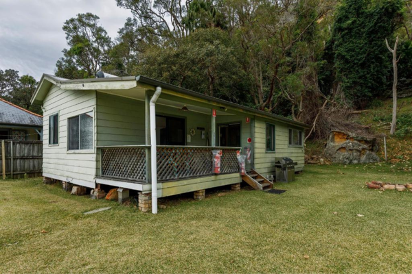  Currawong Beach Cottages